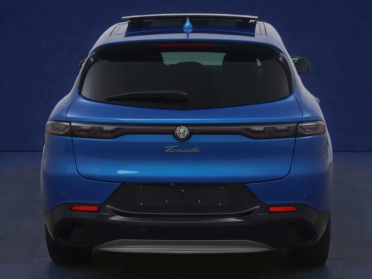 alpha-romeo-tonale-2023