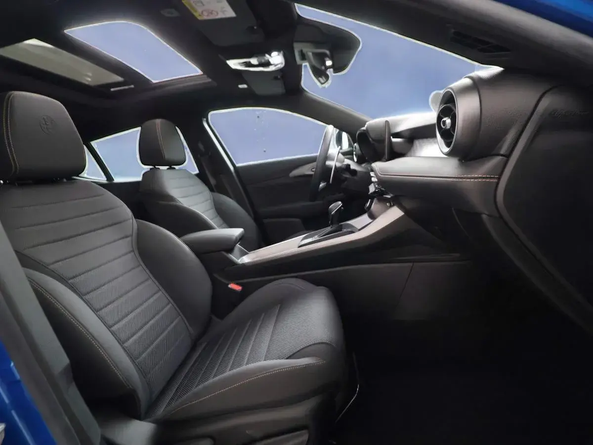 alpha-romeo-tonale-2023