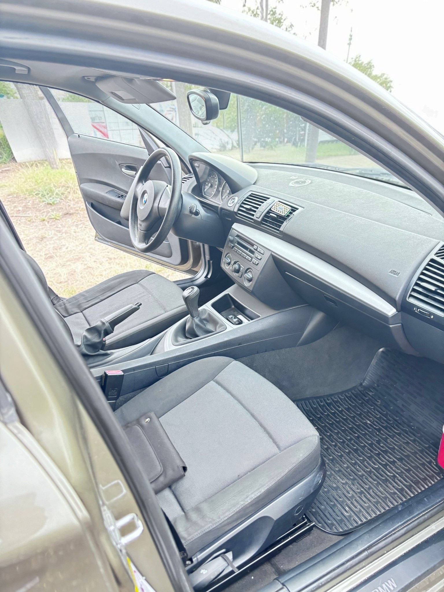BMW 116i 2006 165 000km 116Chevaux – Image 10